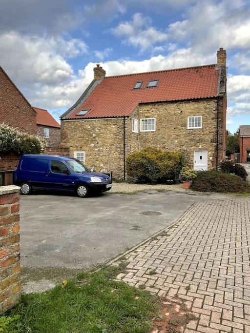 Apt D In Old Grade 2 Converted Farmhouse マーケット・ウェイトン エクステリア 写真